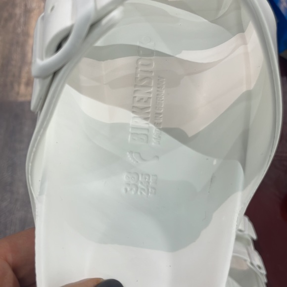 Birkenstock’s Eva - Picture 4 of 5